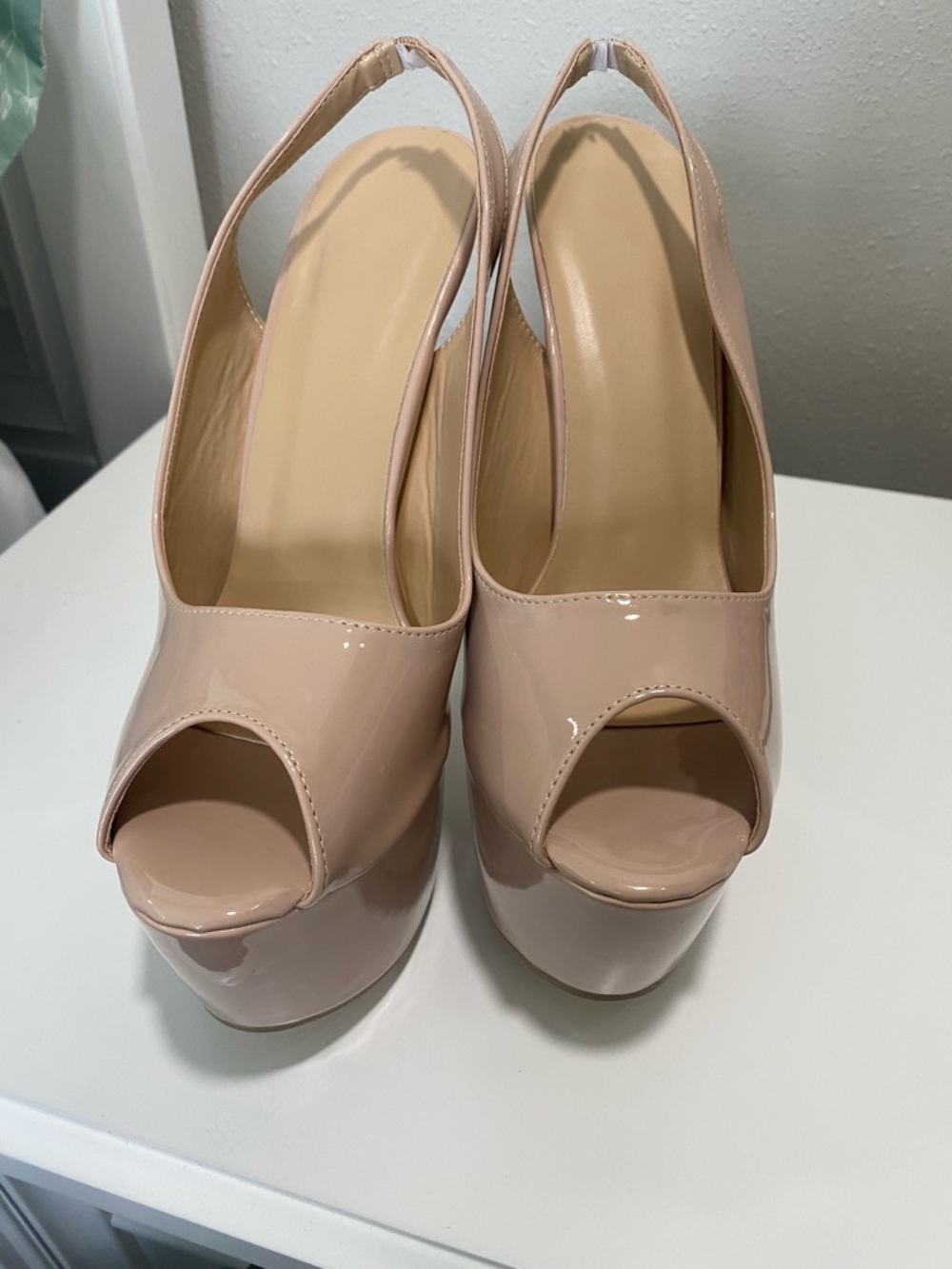 Women's Nude Patent Platform Slingback Heels - Picture 4 of 6